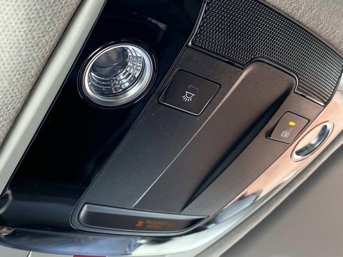 Used 2024 Kia Seltos SX image 32