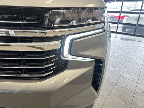 Used 2022 Chevrolet Tahoe LT w/ LT Signature Package image 20