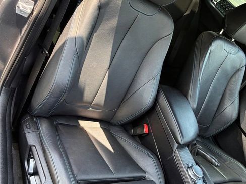 Used 2018 BMW M2 RWD image 19
