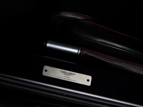 Used 2007 Aston Martin V8 Vantage Coupe RWD image 10