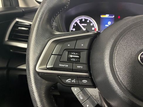 Used 2023 Subaru Forester Premium image 11