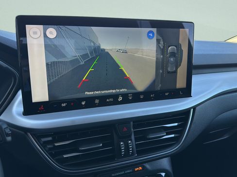 Used 2023 Ford Escape Platinum image 16