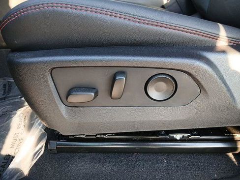 New 2025 Chevrolet Colorado Z71 w/ Midnight Edition image 25