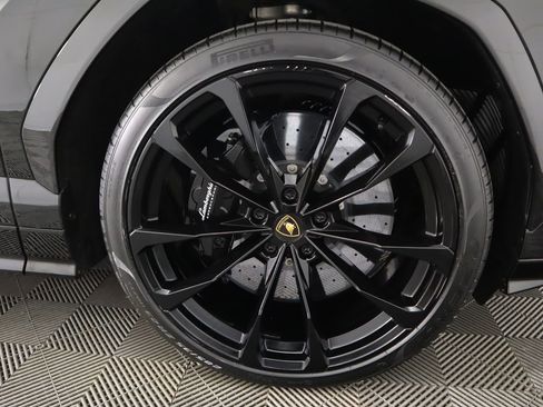 Used 2024 Lamborghini Urus S image 34