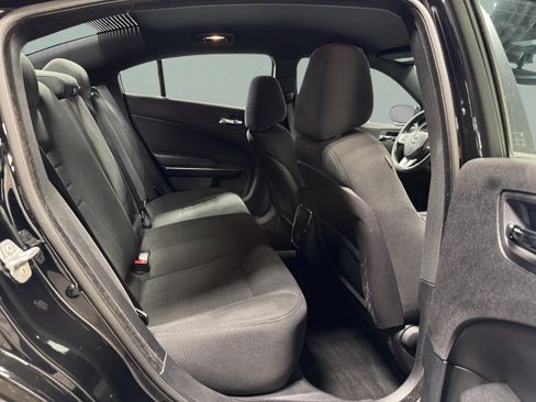 Used 2014 Dodge Charger SE RWD image 29