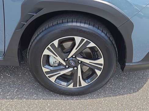 Used 2024 Subaru Crosstrek 2.0i Premium AWD/4WD image 8