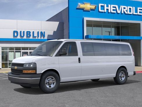 New 2025 Chevrolet Express 3500 LS image 3
