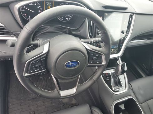 Certified 2025 Subaru Outback Limited image 20