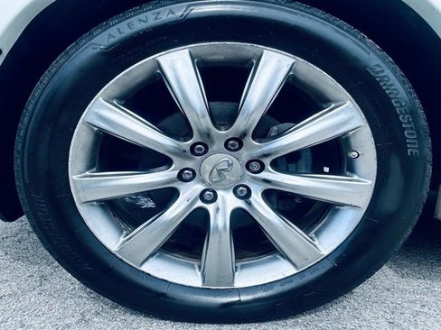 Used 2012 INFINITI QX56 4WD w/ Deluxe Touring Pkg image 21