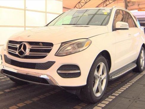 Used 2018 Mercedes-Benz GLE 350 w/ Premium 1 Package image 22