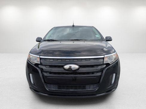 Used 2012 Ford Edge Sport w/ Driver Entry Pkg image 2
