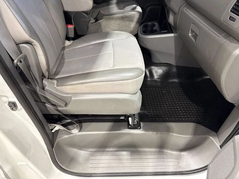 Used 2018 Nissan NV 2500 S RWD image 64
