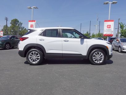 Used 2025 Chevrolet TrailBlazer LS w/ LS Convenience Package