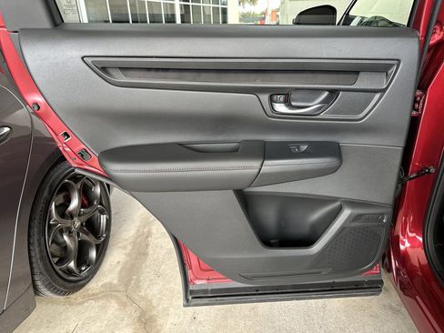 Used 2023 Honda CR-V Sport image 28