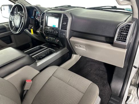 Used 2016 Ford F150 XLT w/ Equipment Group 302A Luxury AWD/4WD image 29