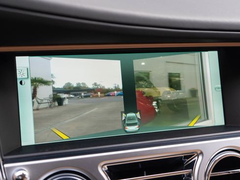 Used 2017 Rolls-Royce Ghost image 84