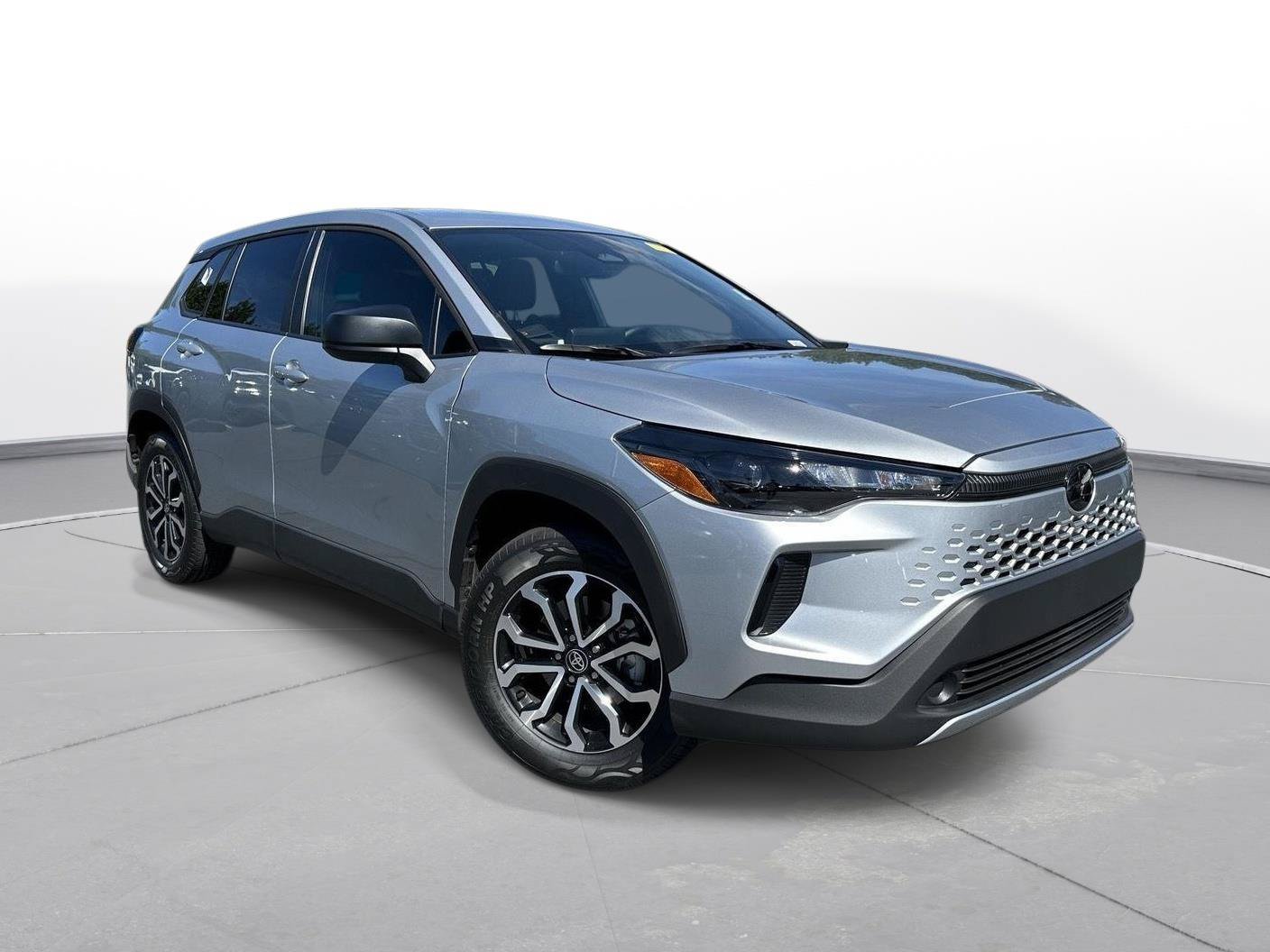 Certified 2026 Toyota Corolla Cross AWD Hybrid image 4