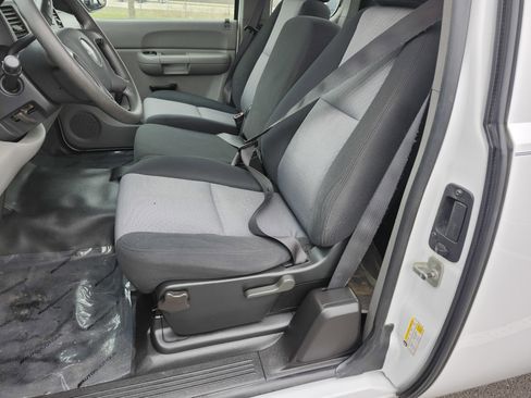 Used 2008 GMC Sierra 1500 W/T w/ SL Package image 19