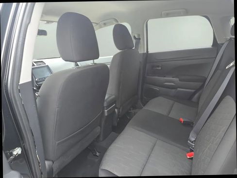 Used 2020 Mitsubishi Outlander Sport AWD image 12