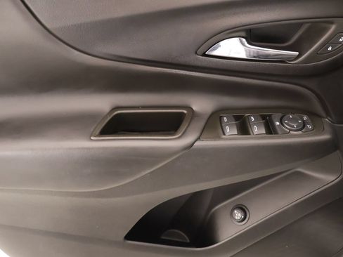 Used 2023 Chevrolet Equinox LT FWD image 15