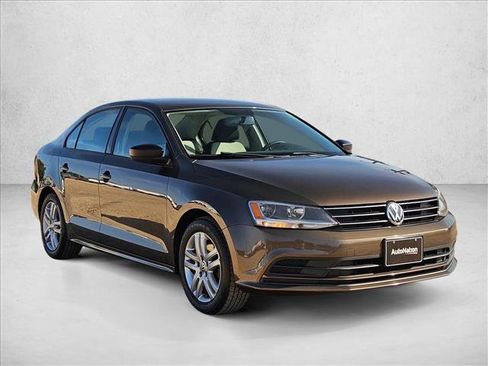 Used 2015 Volkswagen Jetta S FWD image 3