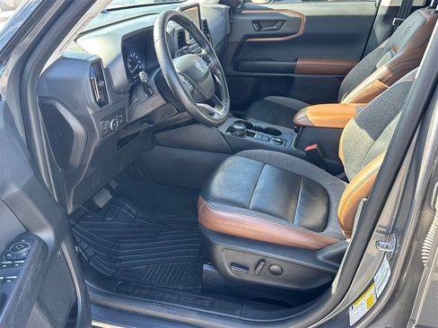 Used 2021 Ford Bronco Sport Outer Banks image 9