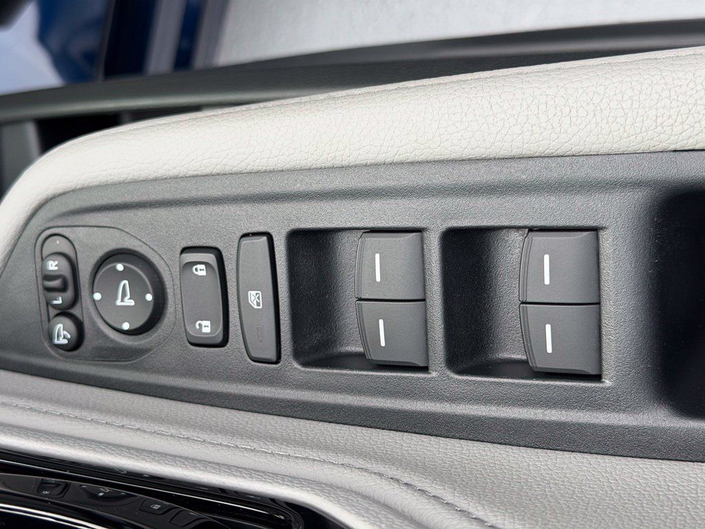 Used 2023 Honda Odyssey Elite image 21
