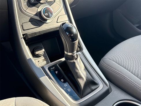 Used 2015 Hyundai Elantra SE w/ Option Group 02 image 26