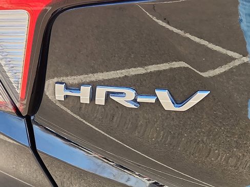 Certified 2019 Honda HR-V LX image 28