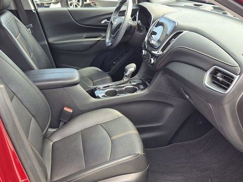 Used 2022 Chevrolet Equinox Premier FWD image 15