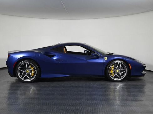 Certified 2022 Ferrari F8 Tributo RWD image 10