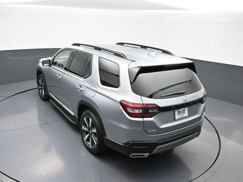 Certified 2023 Honda Pilot Touring image 42