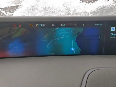 Used 2024 Lincoln Nautilus Reserve w/ Equipment Group 202A image 8