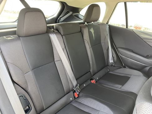 Used 2025 Subaru Outback Premium image 20