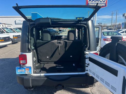 Used 2017 Jeep Wrangler Sport w/ Quick Order Package 24S image 10