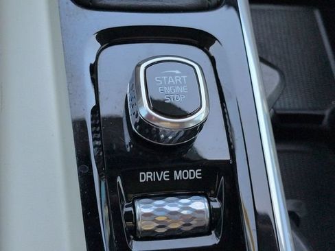 Used 2019 Volvo S60 T5 Momentum w/ Premium Package FWD image 26