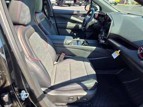 New 2026 Chevrolet Blazer EV RS image 4