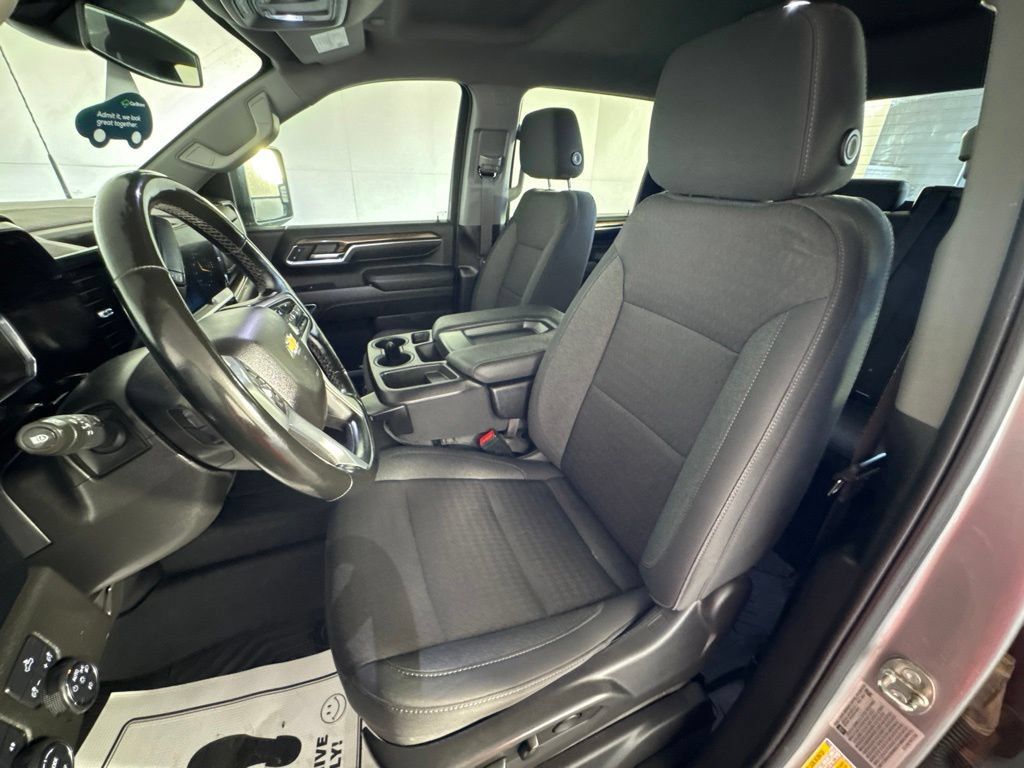 Certified 2024 Chevrolet Silverado 2500 LT AWD/4WD image 33