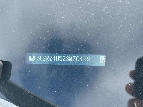 Used 2025 Honda HR-V Sport image 8