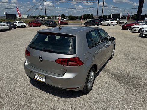 Used 2015 Volkswagen Golf S image 5