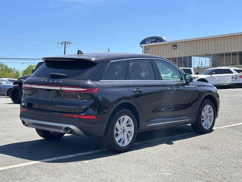 Used 2025 Lincoln Corsair FWD image 9