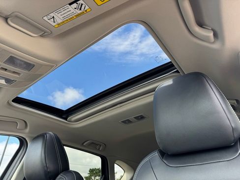 Certified 2025 MAZDA CX-5 AWD 2.5 S w/ Premium Plus Pkg image 8