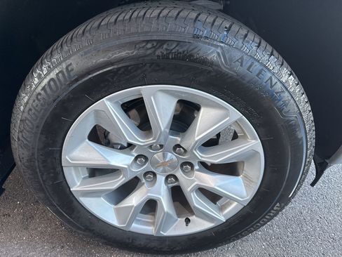 Used 2024 Chevrolet Silverado 1500 Custom image 12