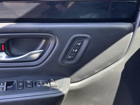 Certified 2024 Honda Pilot TrailSport image 28
