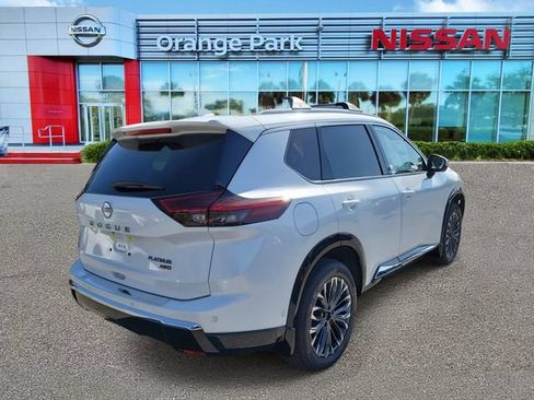 New 2026 Nissan Rogue Platinum w/ Platinum Premium Package AWD/4WD image 2