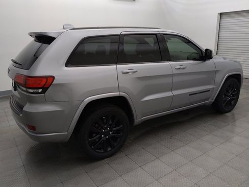 Used 2021 Jeep Grand Cherokee Laredo X RWD image 10