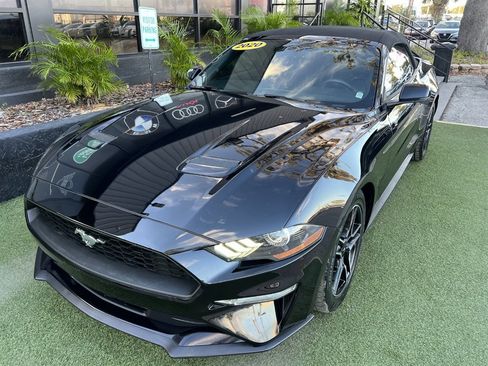 Used 2020 Ford Mustang Premium image 9