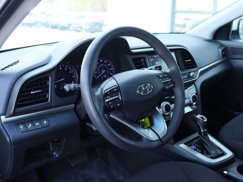 Used 2019 Hyundai Elantra SEL w/ Cargo Package image 39