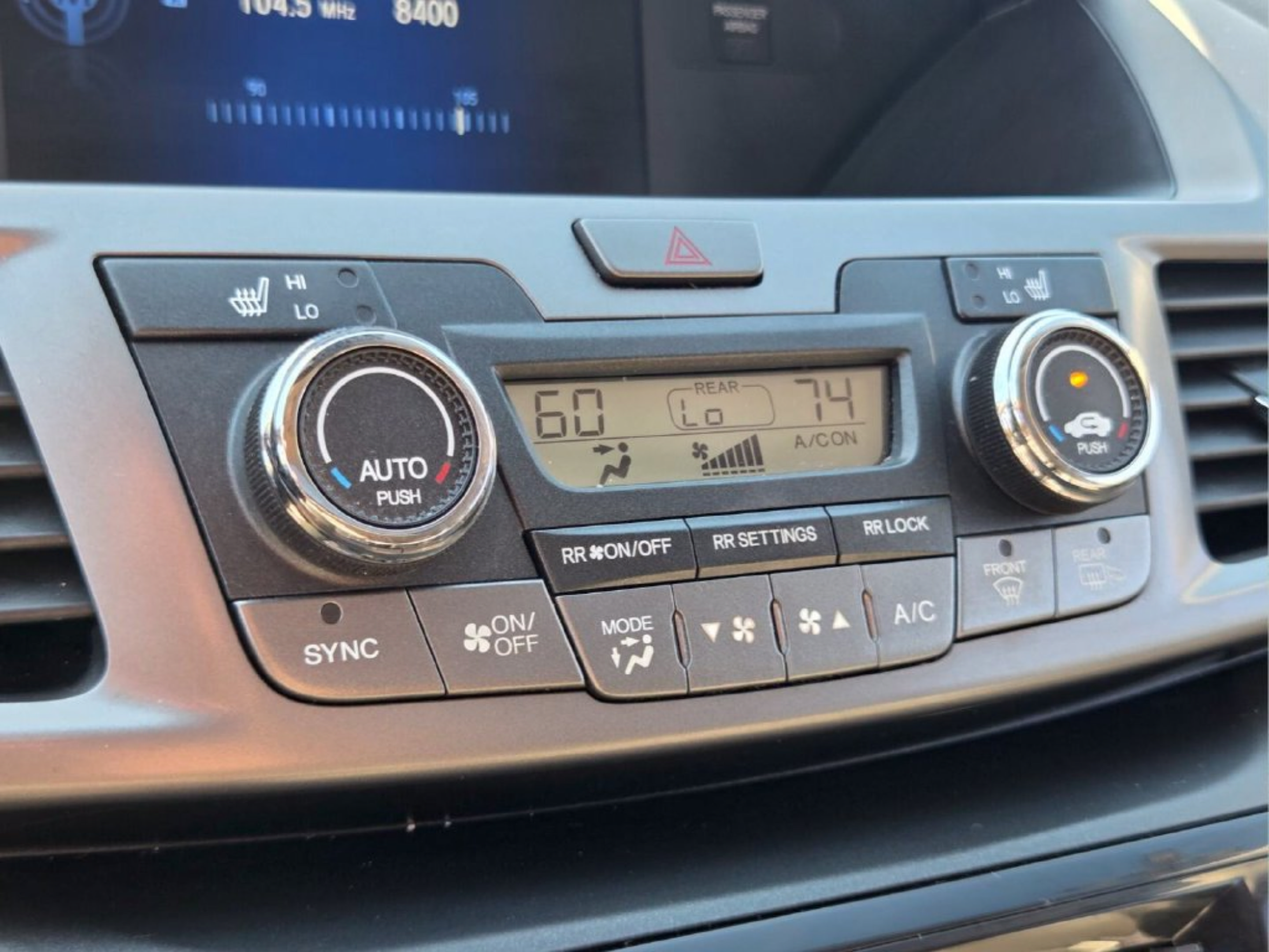 Used 2015 Honda Odyssey EX-L image 23