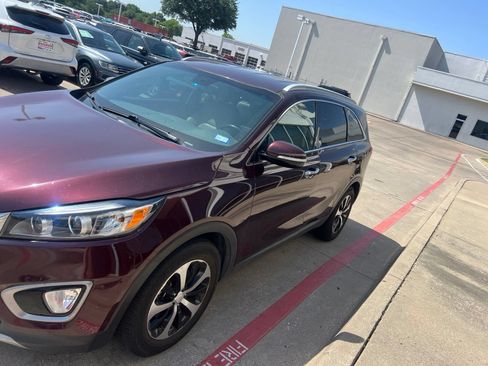 Used 2016 Kia Sorento EX FWD image 3